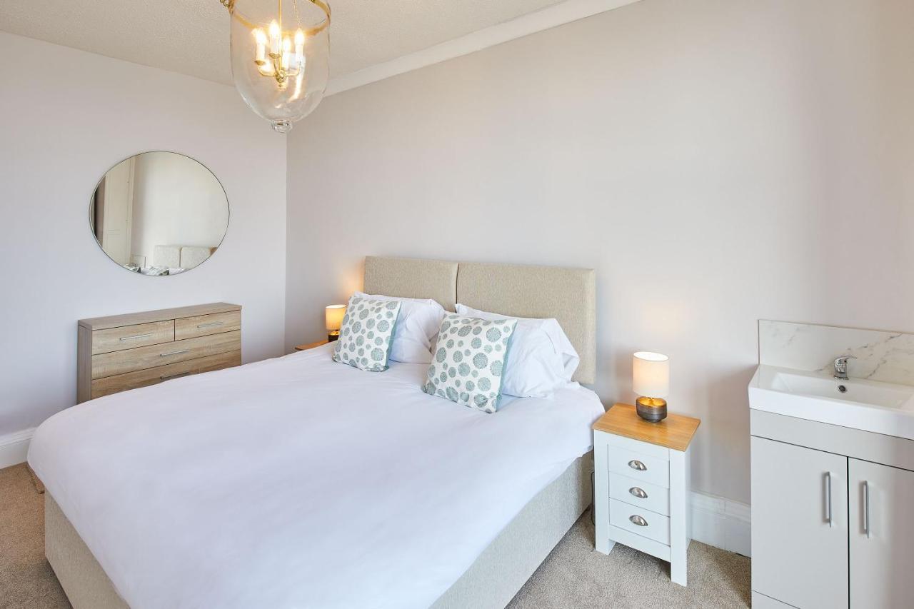 Host & Stay - 4 Metropole Towers Γουίτμπι Εξωτερικό φωτογραφία