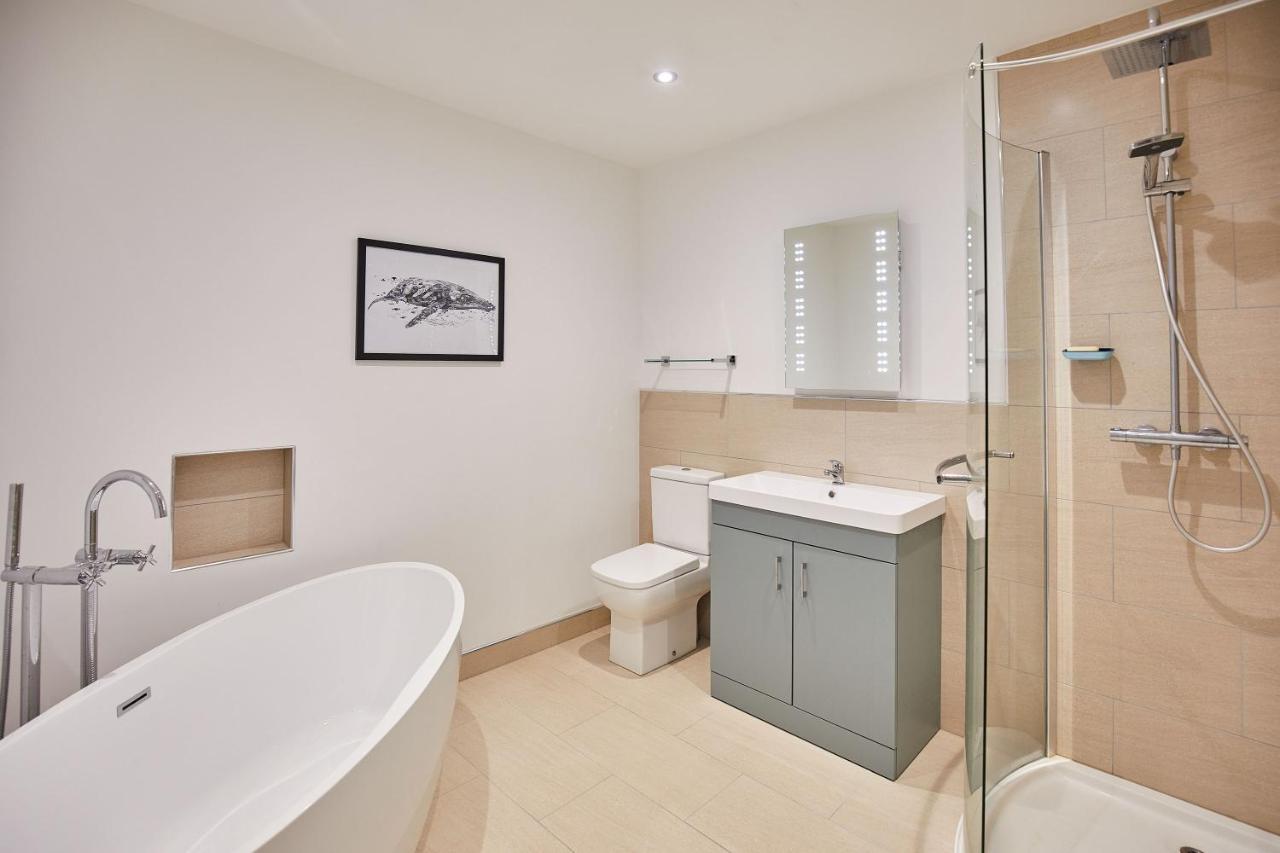 Host & Stay - 4 Metropole Towers Γουίτμπι Εξωτερικό φωτογραφία