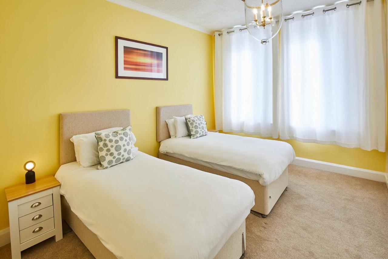 Host & Stay - 4 Metropole Towers Γουίτμπι Εξωτερικό φωτογραφία